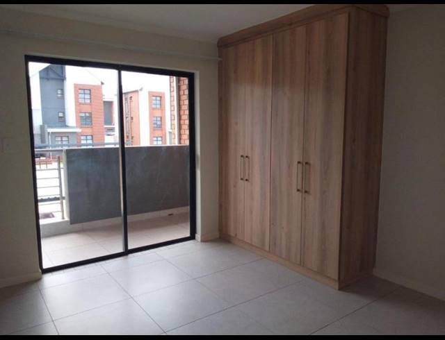 1 BEDROOM PROPERTY TO RENT IN GLEN MARAIS